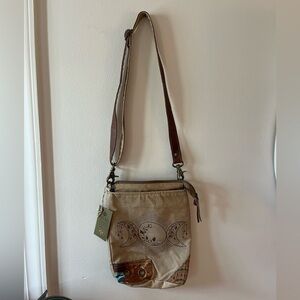 Clea Ray NWT Crossbody Bag